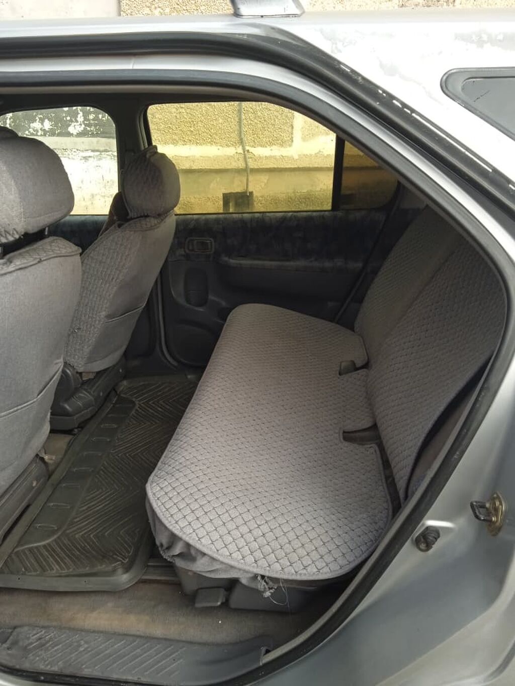 Nissan Liberty: 1998 г., 2 л, Автомат, Бензин, Минивэн: фото 6