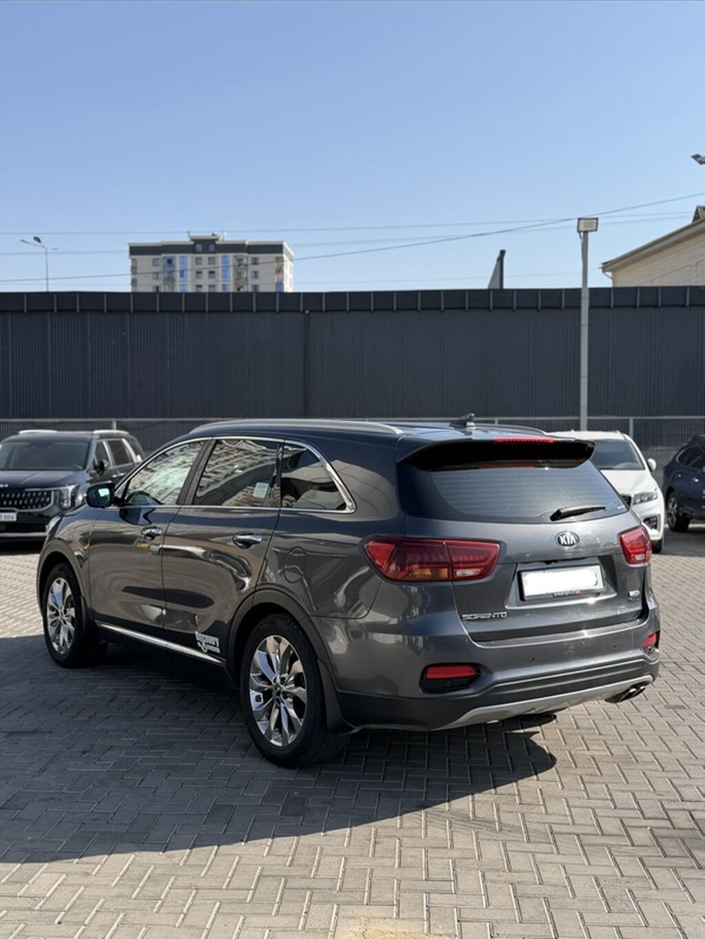 Kia Sorento: 2018 г., 2.2 л, Автомат, Дизель, Кроссовер: фото 3