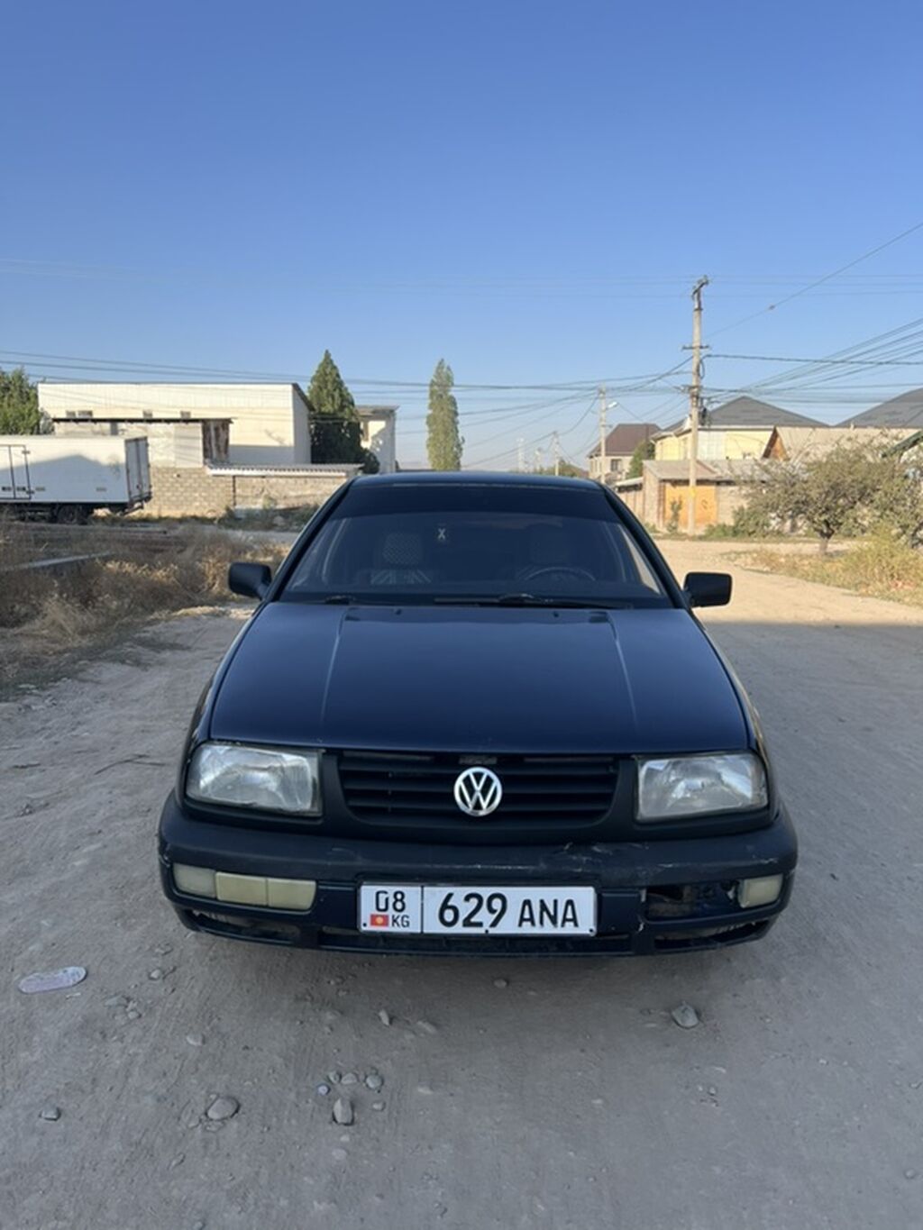 Volkswagen Vento: 1993 г., 1.8 л, Механика, Бензин, Седан: фото 5