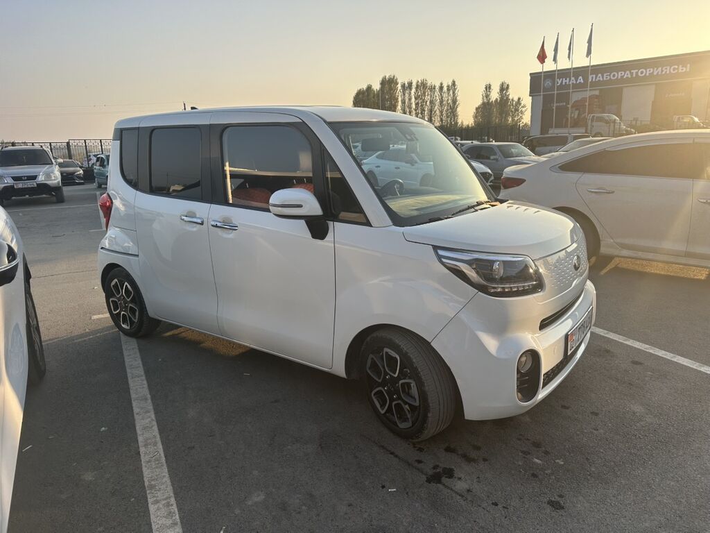 Kia Ray: 2020 г., 1 л, Автомат, Бензин, Хэтчбэк: фото 2