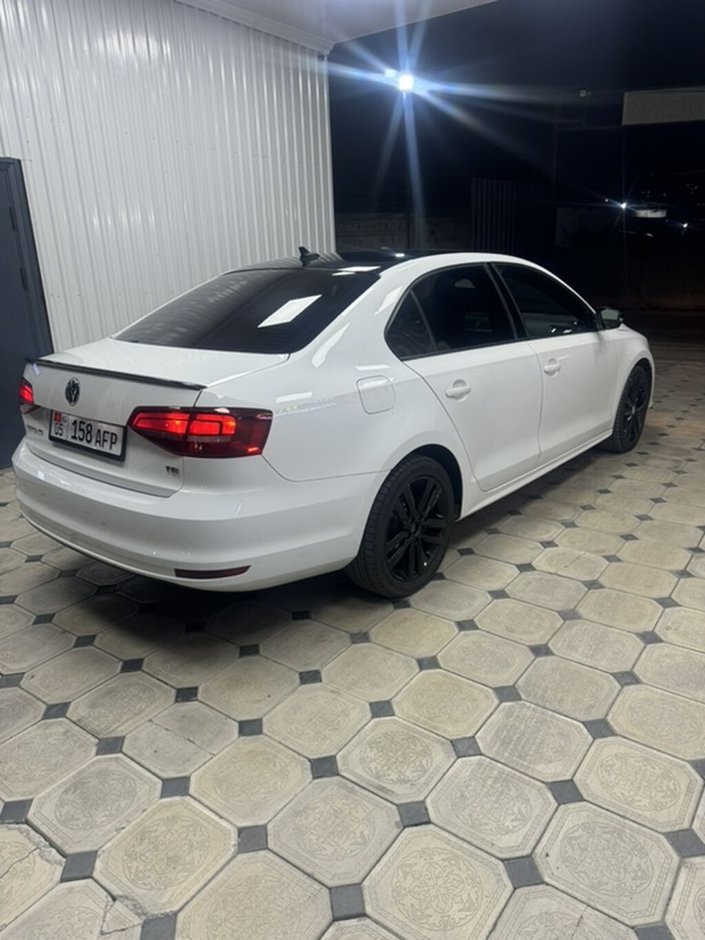 Volkswagen Jetta: 2017 г., 1.8 л, Автомат, Бензин, Седан: фото 3