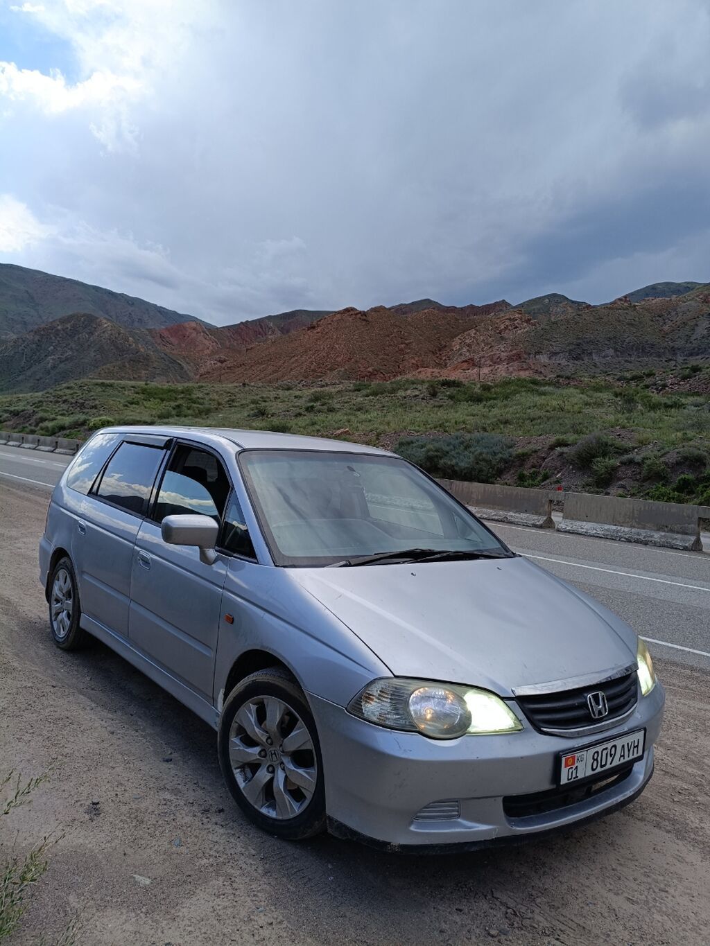 Honda Odyssey: 2000 г., 2.3 л, Автомат, Газ, Минивэн — фото 1
