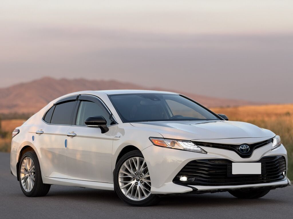 Toyota Camry: 2020 г., 2.5 л, Вариатор, Гибрид, Седан: фото 5
