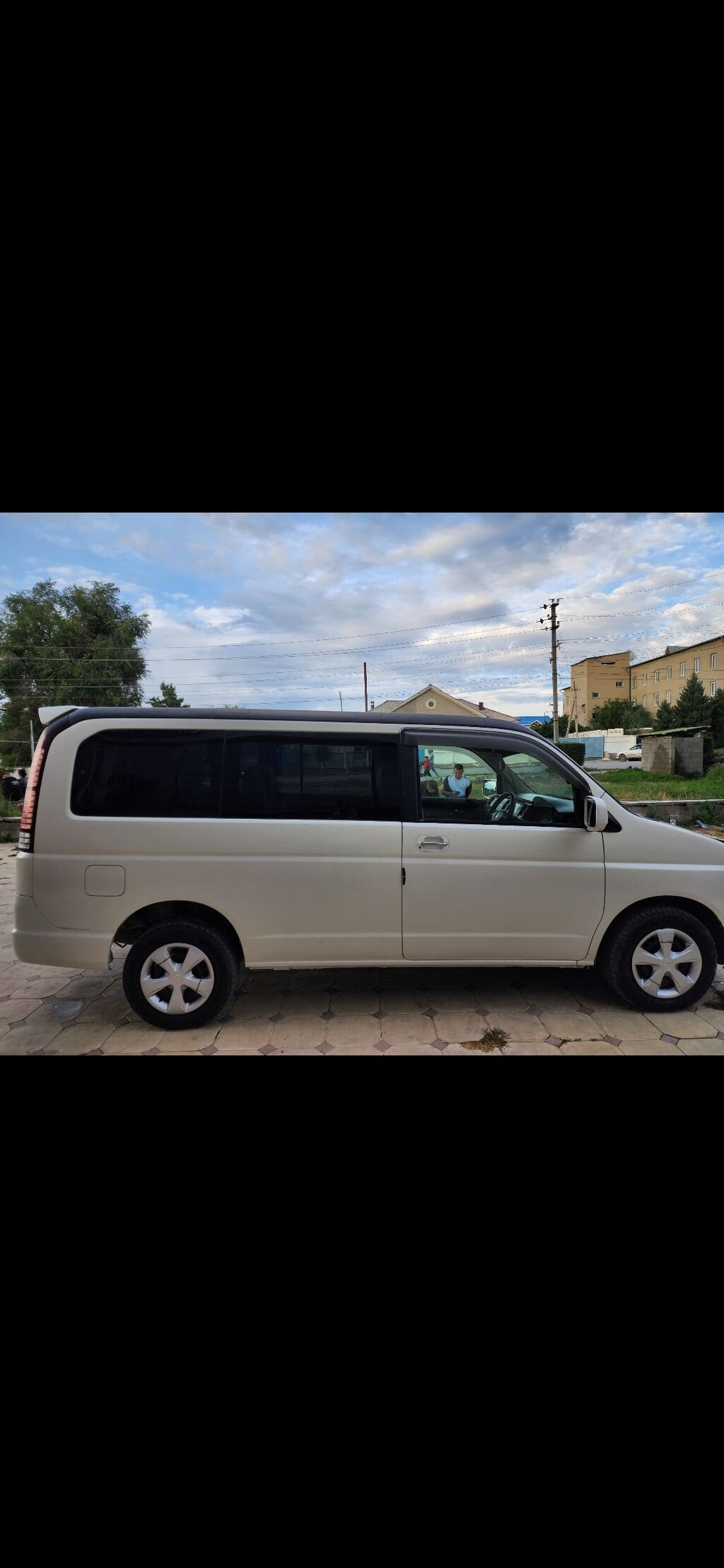 Honda Stepwgn: 2004 г., 2 л, Автомат, Бензин, Минивэн: фото 4