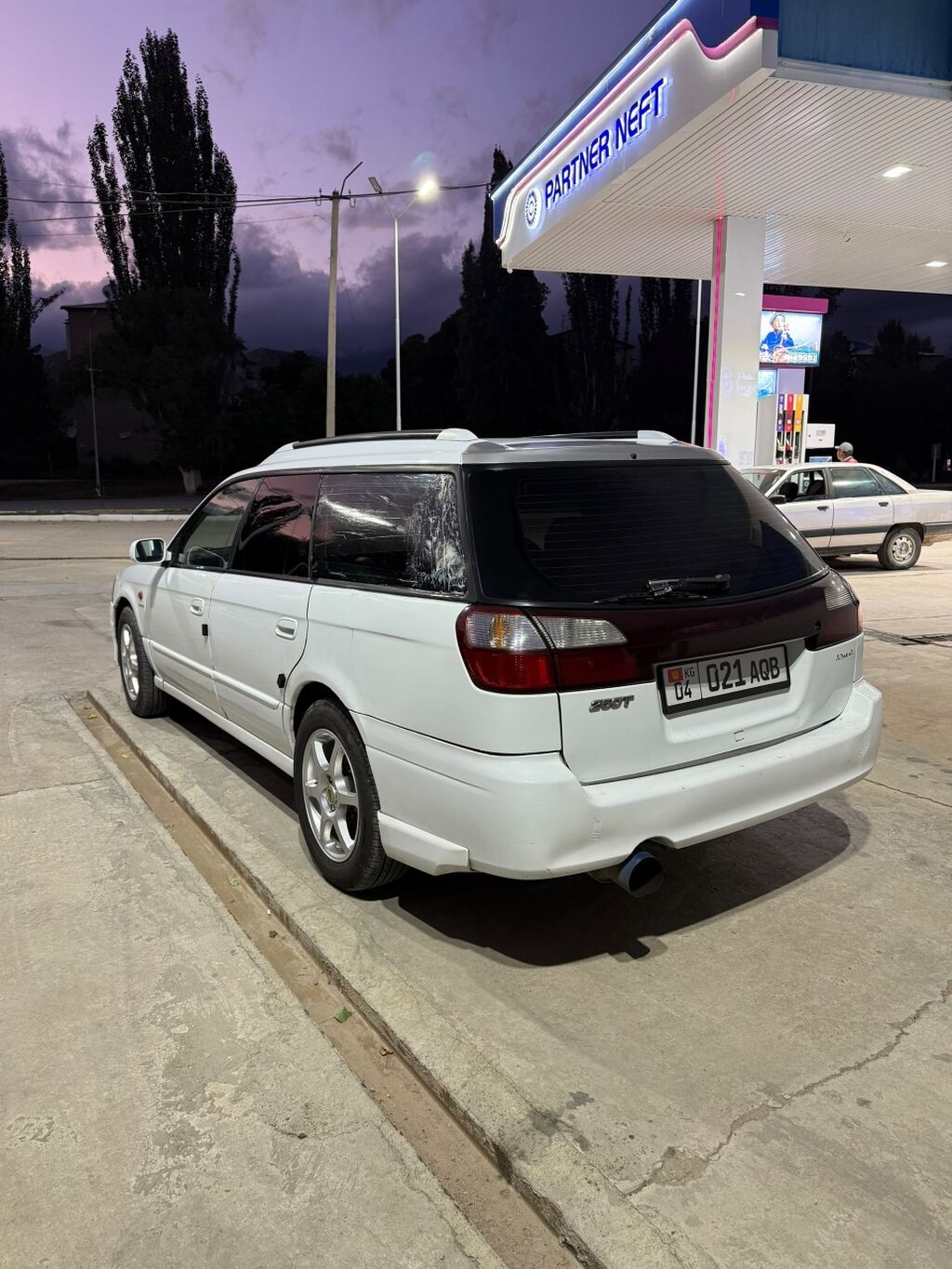 Subaru Legacy Lancaster: 2000 г., 2.5 л, Автомат, Бензин, Универсал: фото 4