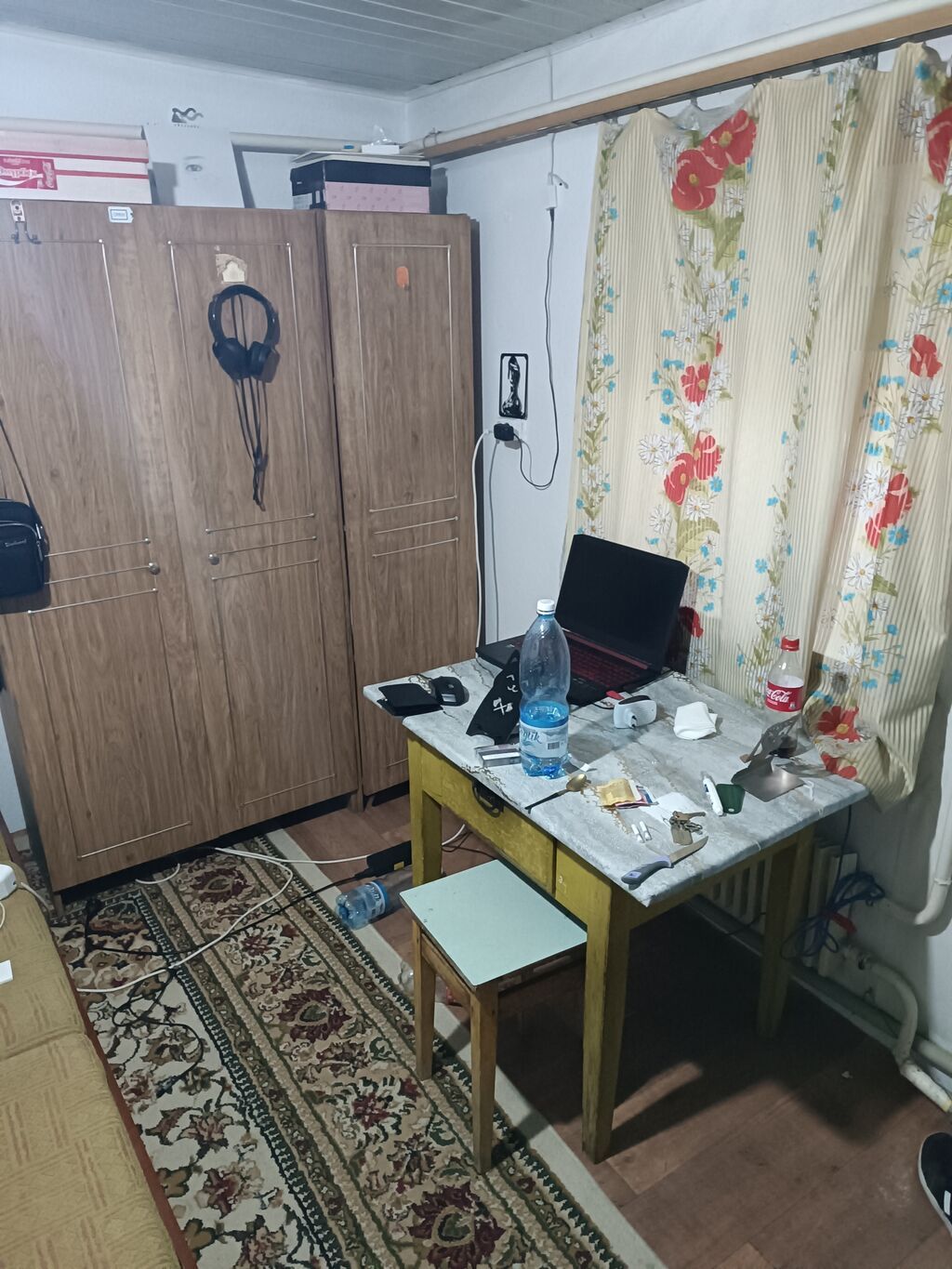 Сдаётся небольшая комната-студия с базовым оснащением. Планировка и: фото 2