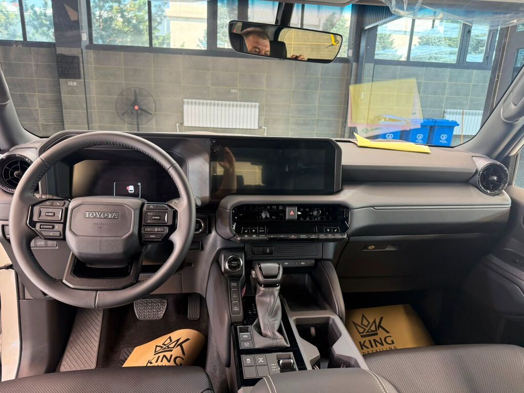 Toyota Land Cruiser Prado: 2024 г., 2.8 л, Автомат, Дизель, Внедорожник: фото 7