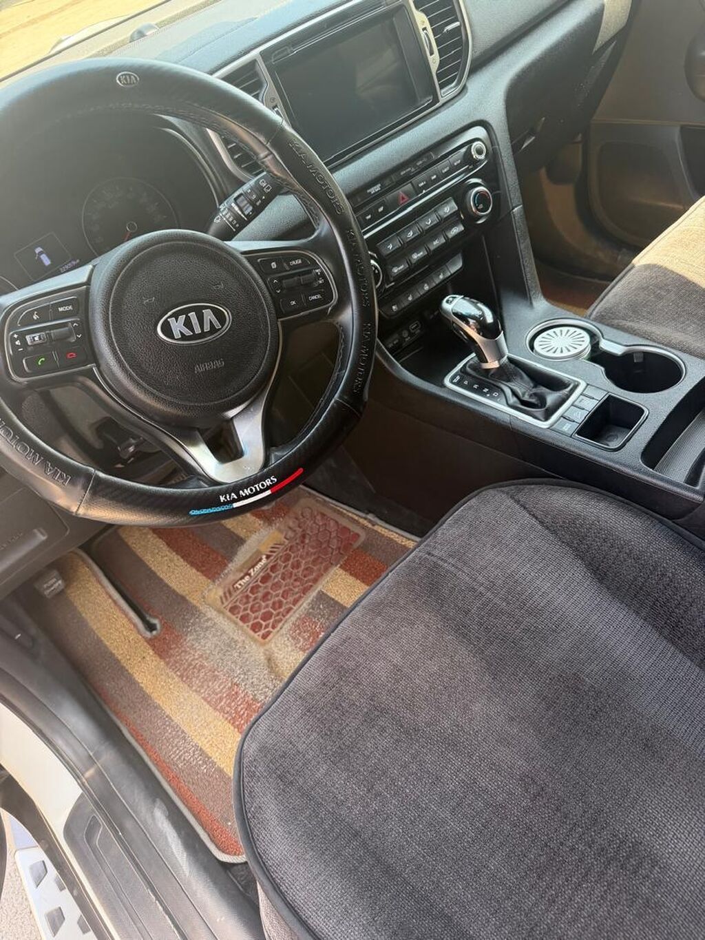 Kia Sportage: 2017 г., 2 л, Автомат, Дизель, Кроссовер: фото 4