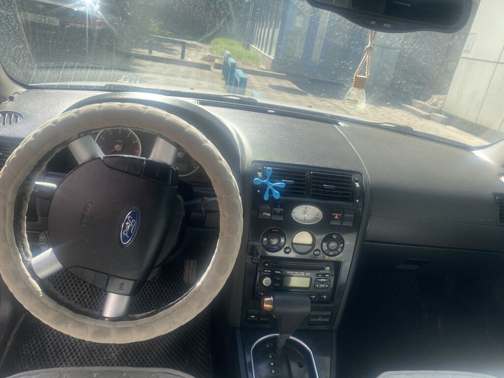 Ford Mondeo: 2002 г., Автомат, Бензин, Универсал: фото 4