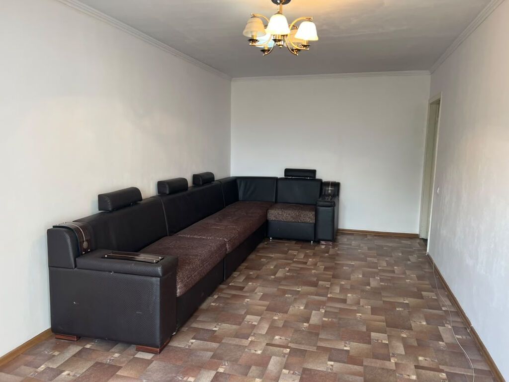 Срочно продаю 2-к.кв, 104 серии Локация: 3-мкр 1 дом по Койбагарова: фото 2
