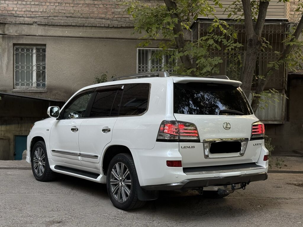 Lexus LX: 2009 г., 5.7 л, Типтроник, Газ, Внедорожник: фото 6