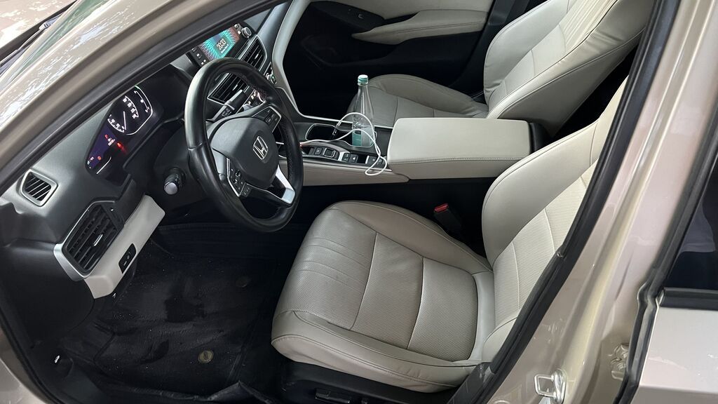 Honda Accord: 2018 г., 2 л, Автомат, Гибрид, Седан: фото 4