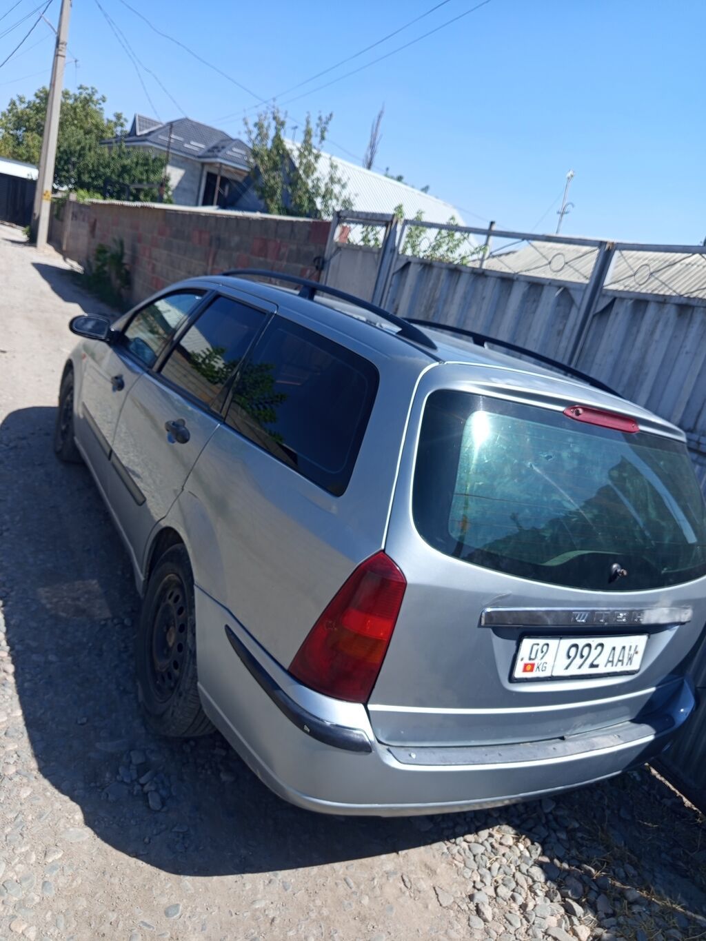 Ford Focus: 2003 г., 1.6 л, Механика, Бензин, Универсал: фото 2