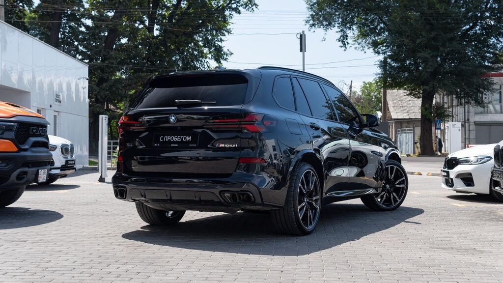 BMW X5: 2025 г., 4.4 л, Автомат, Бензин, Кроссовер — фото 8