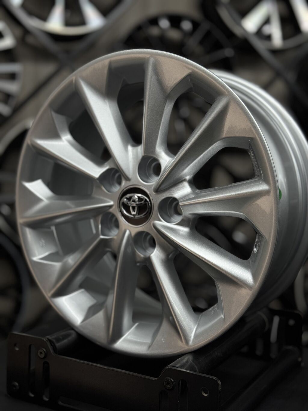 Литые Диски R 16 Toyota, Комплект, отверстий - 5, Новый: фото 4