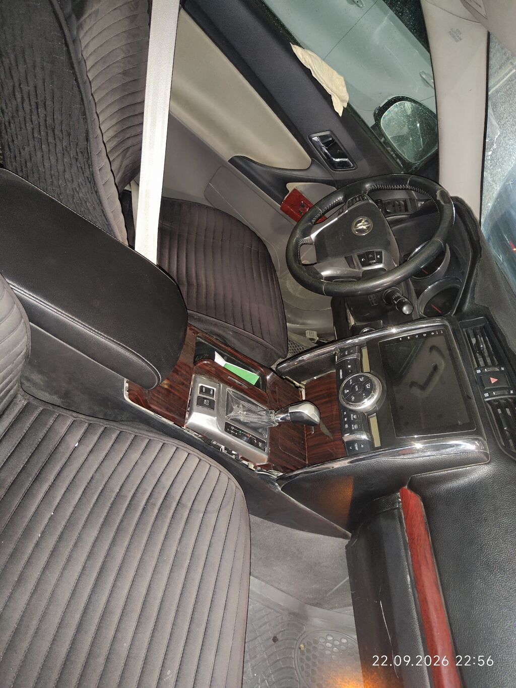 Toyota Mark X: 2009 г., 2.5 л, Автомат, Бензин, Седан: фото 5