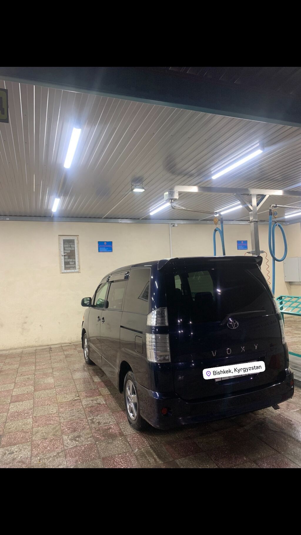Toyota Voxy: 2004 г., 2 л, Вариатор, Бензин, Минивэн: фото 4