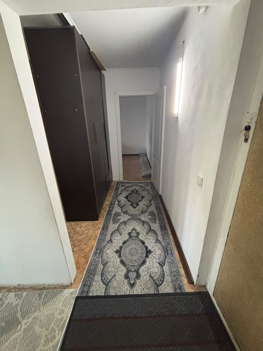 Продам 2-комн. квартиру, 52 м², 4 мкр, 4 этаж: фото 8