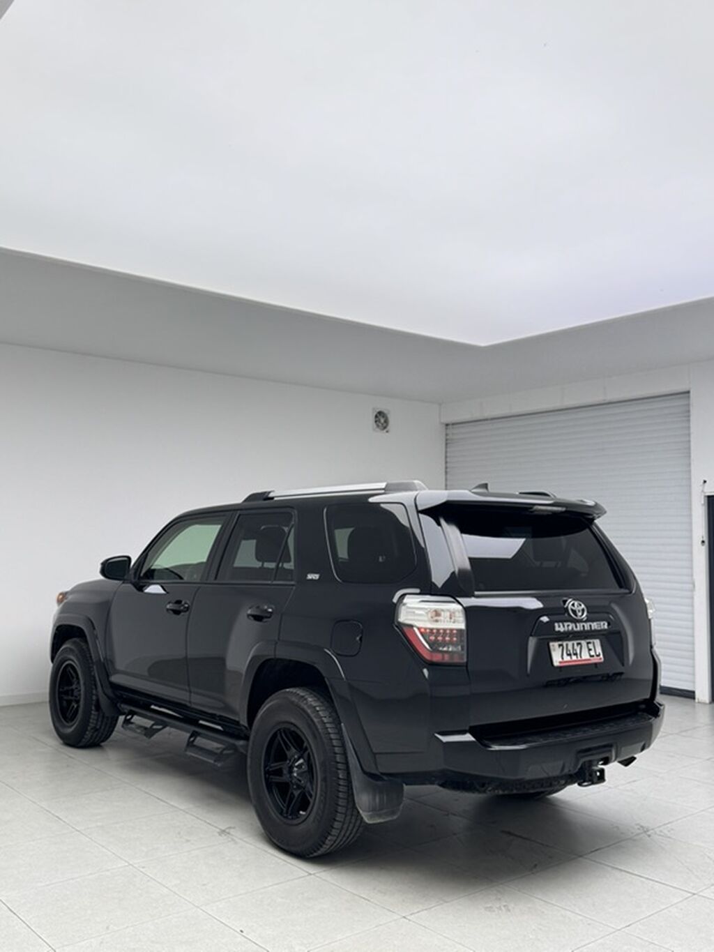 Toyota 4Runner: 2020 г., 4 л, Автомат, Бензин, Внедорожник: фото 7