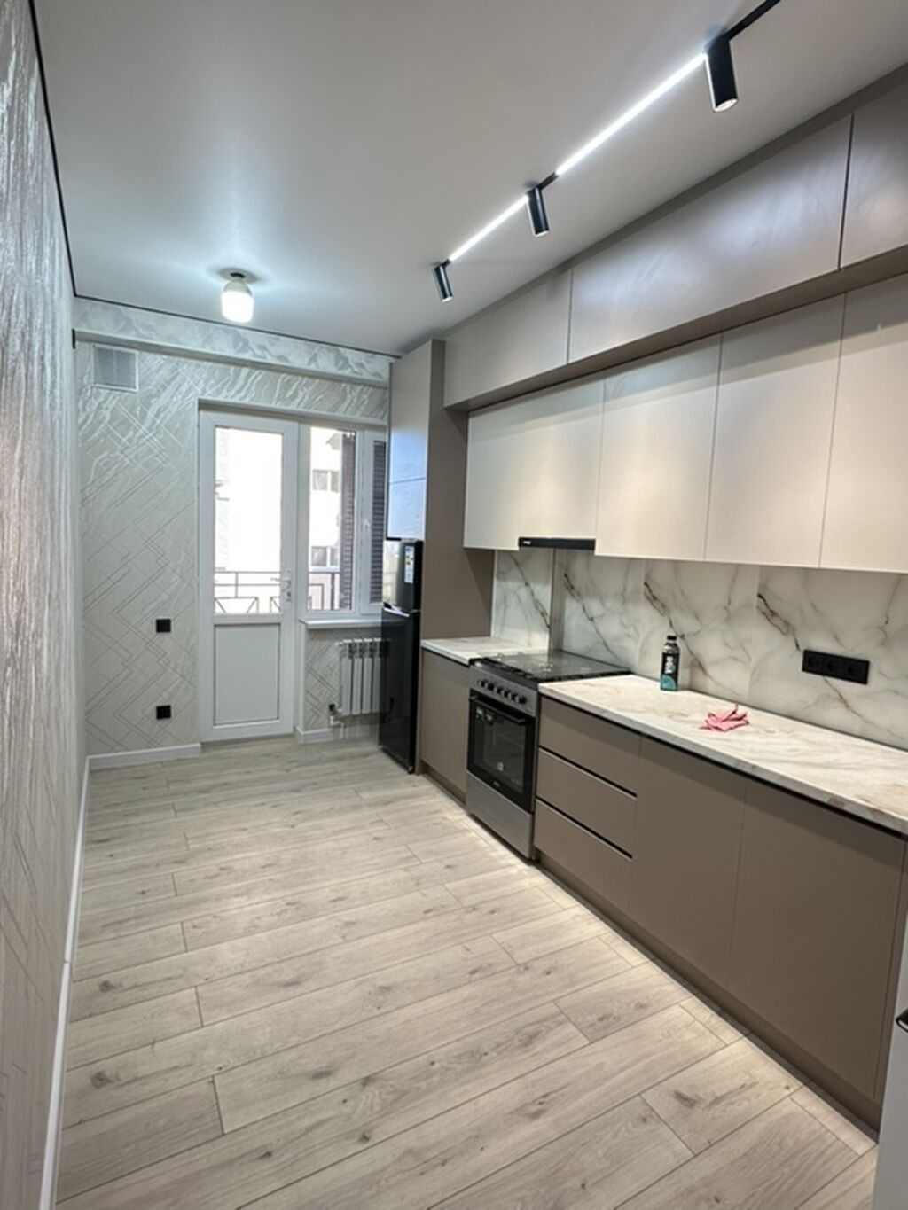 2 комнаты, 66 м², Молодая Гвардия 106 серия, 6 этаж, Дизайнерский ремонт: фото 3