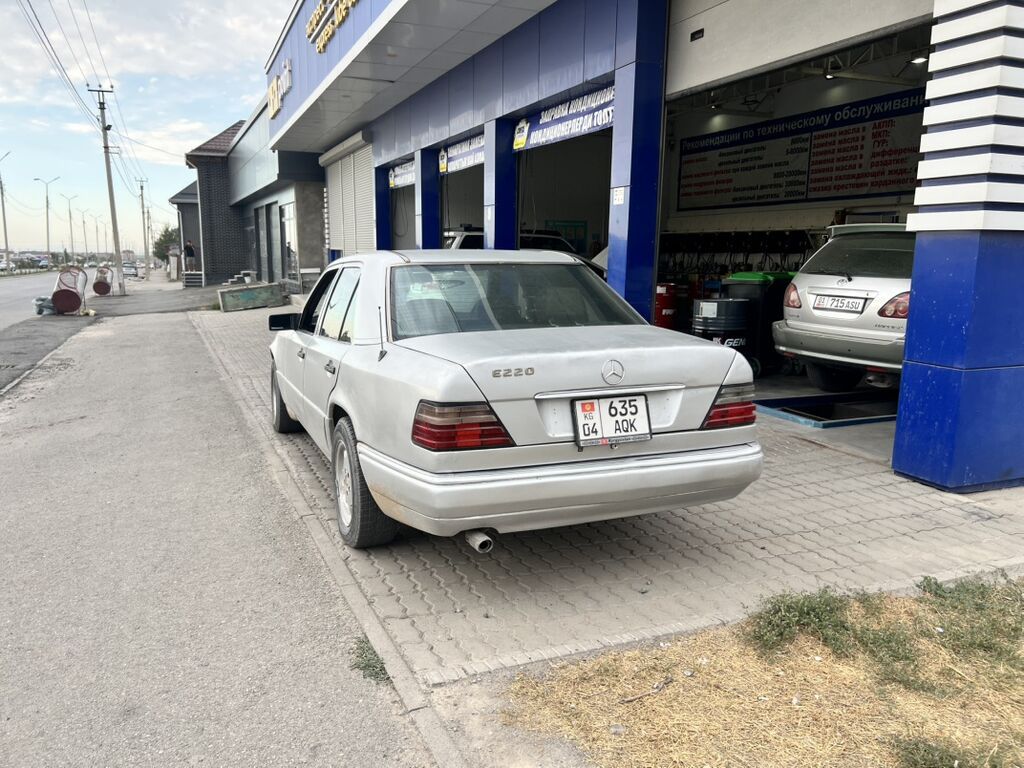 Mercedes-Benz W124: 1994 г., 2.2 л, Автомат, Бензин, Седан: фото 4