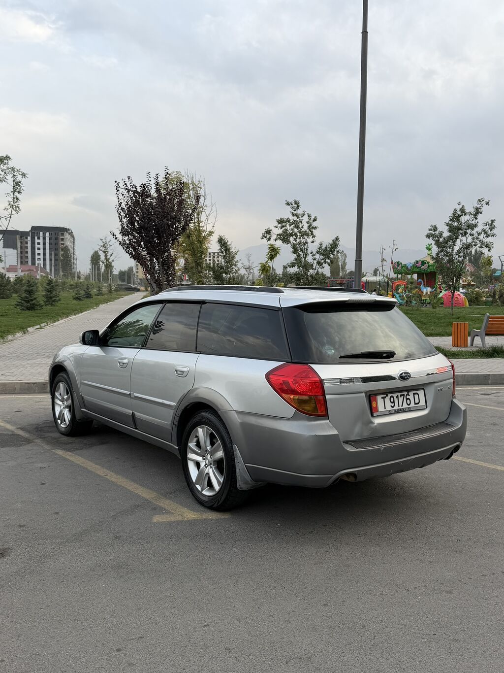 Subaru Outback: 2003 г., 3 л, Автомат, Бензин, Универсал: фото 4