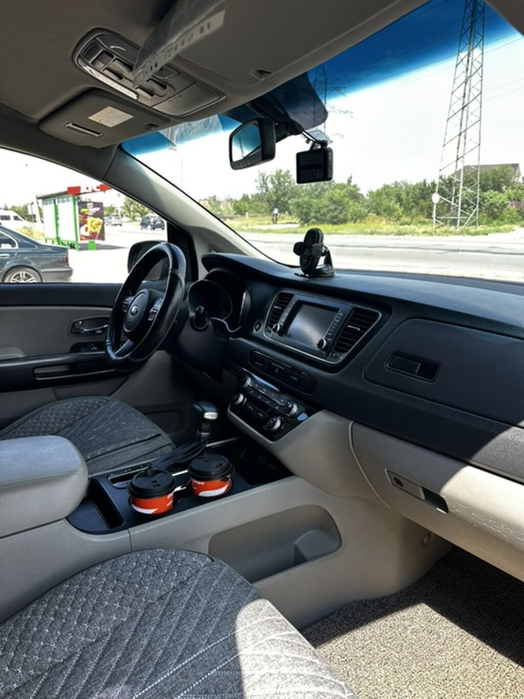 Kia Carnival: 2019 г., 2.2 л, Автомат, Дизель, Минивэн — фото 6