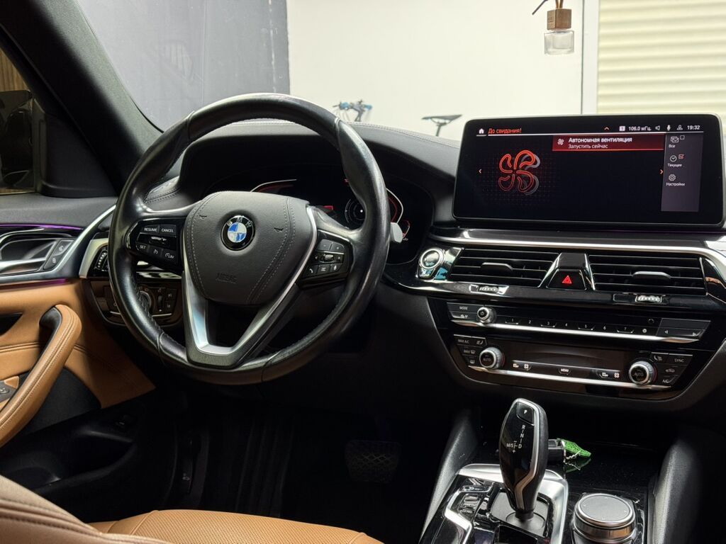 BMW 5 series: 2023 г., 2 л, Автомат, Бензин, Универсал: фото 6