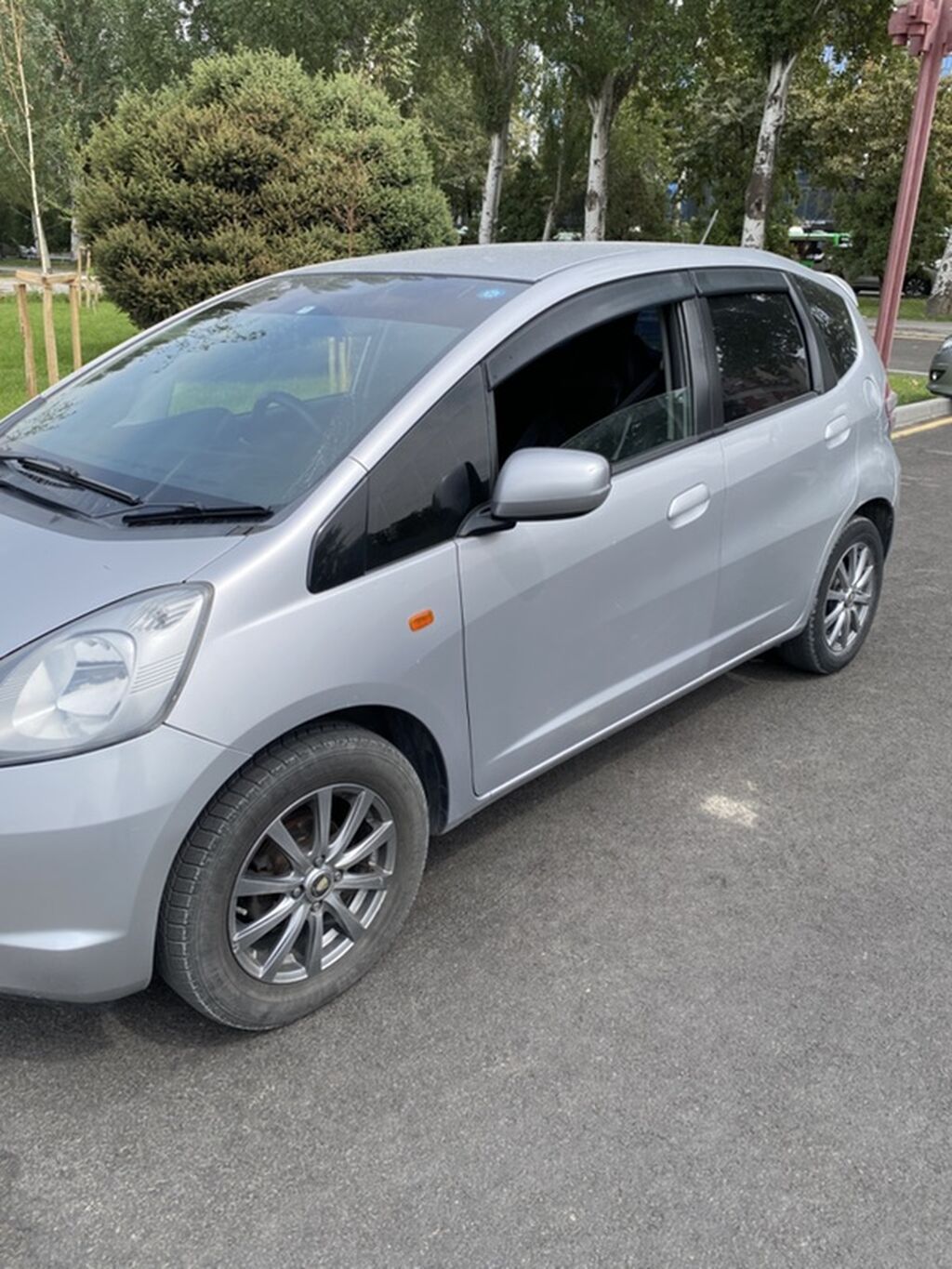 Honda Fit: 2008 г., 1.3 л, Вариатор, Бензин: фото 2