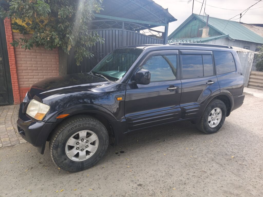 Mitsubishi Montero: 2002 г., 3.5 л, Автомат, Газ, Внедорожник: фото 3