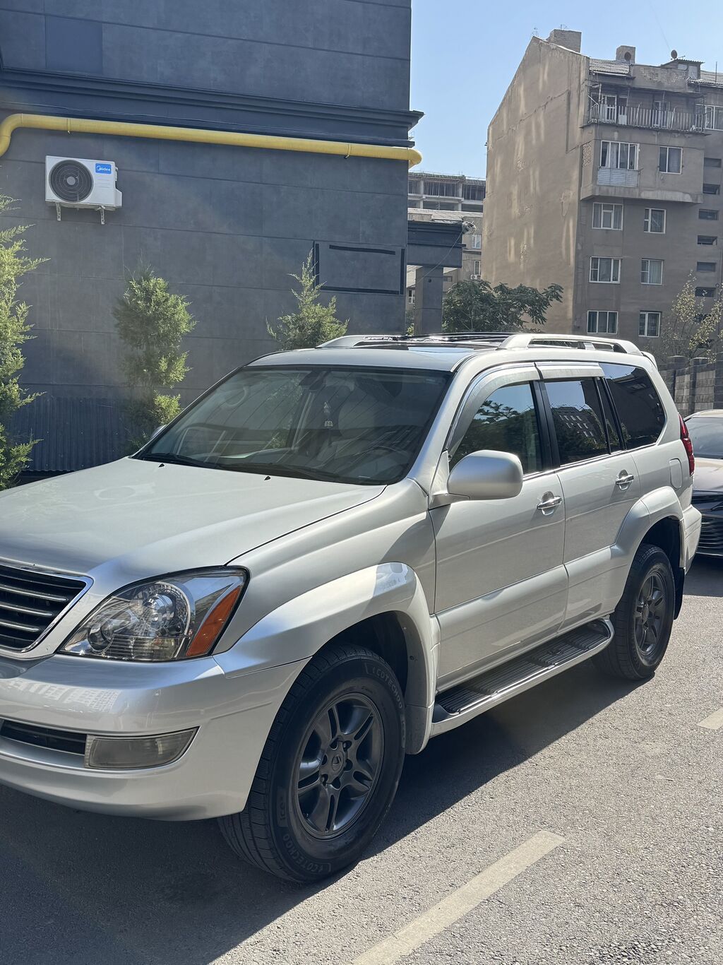 Lexus GX: 2006 г., 4.7 л, Автомат, Газ, Внедорожник: фото 3