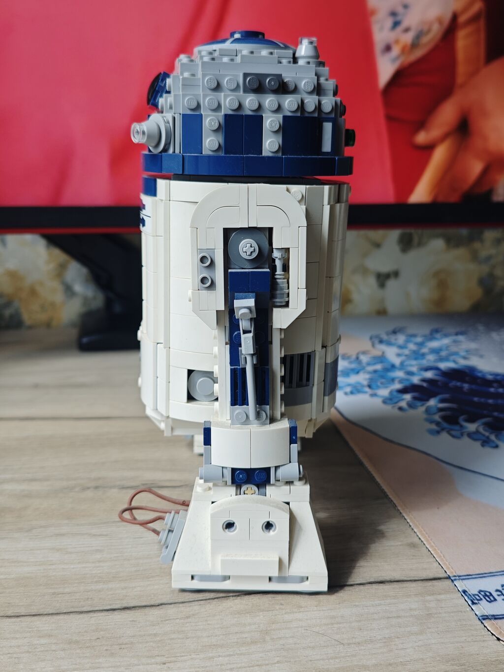 LEGO Star Wars R2-D2 – коллекционный набор для взрослых и фанатов: фото 2