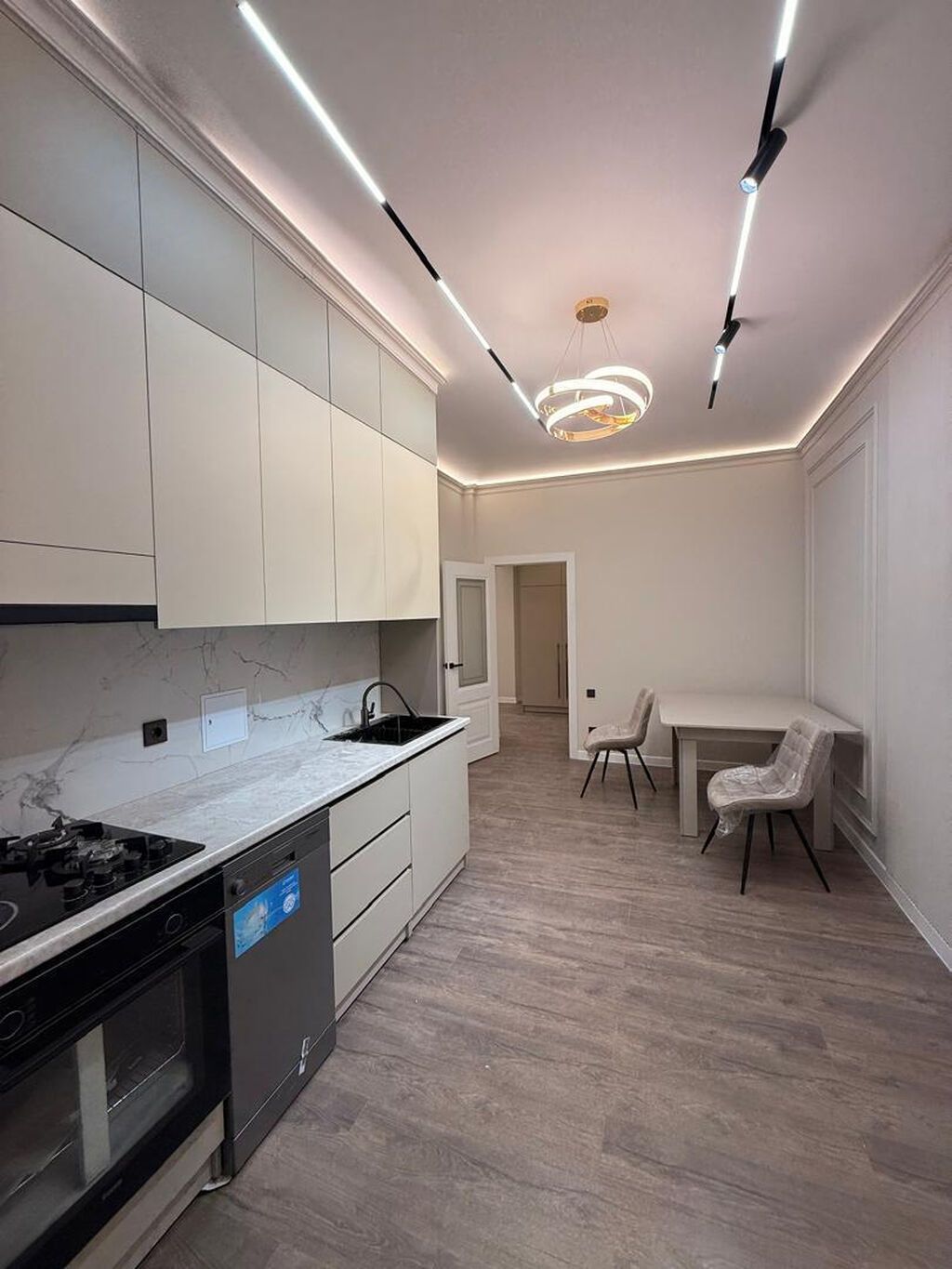 2 комнаты, 63 м², Филармония Элитка, 4 этаж, Дизайнерский ремонт: фото 2