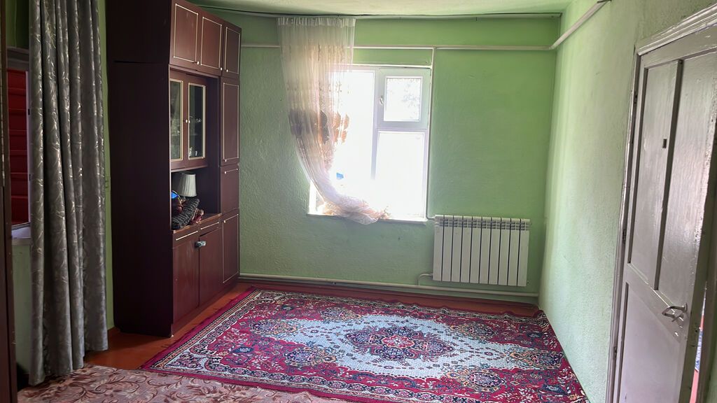 Комната берилет Нижний Ала АрчасадикмектепГСВ жанында дордойго