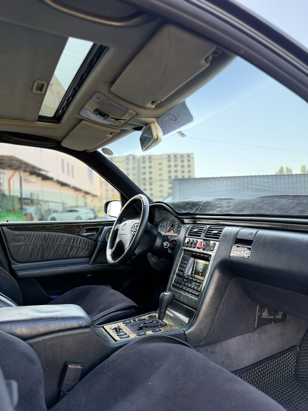 Mercedes-Benz E-Class: 1998 г., 3.2 л, Автомат, Газ, Седан: фото 6