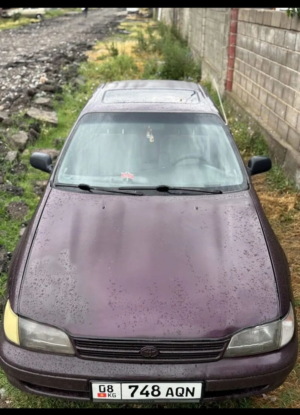 Toyota Carina E: 1992 г., 1.6 л, Механика, Бензин, Седан: фото 3