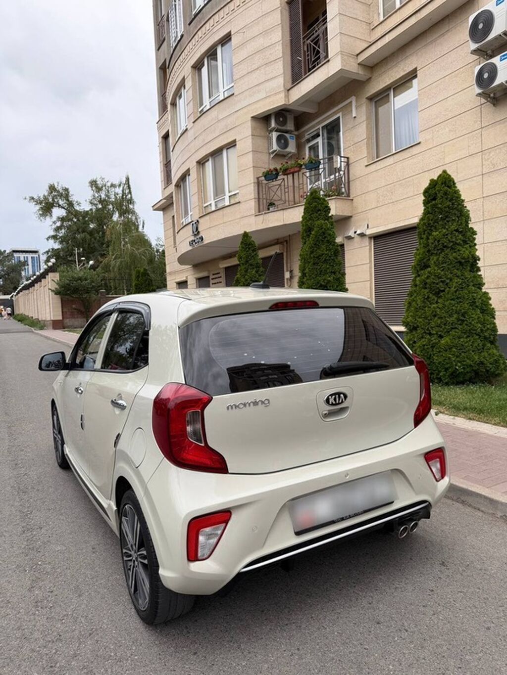 Kia Morning: 2017 г., 1 л, Автомат, Бензин, Хэтчбэк: фото 4