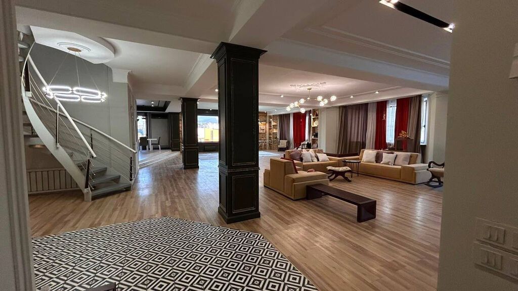 4 комнаты, 360 м², Ала-Арча ТРЦ Элитка, 9 этаж, Дизайнерский ремонт: фото 2