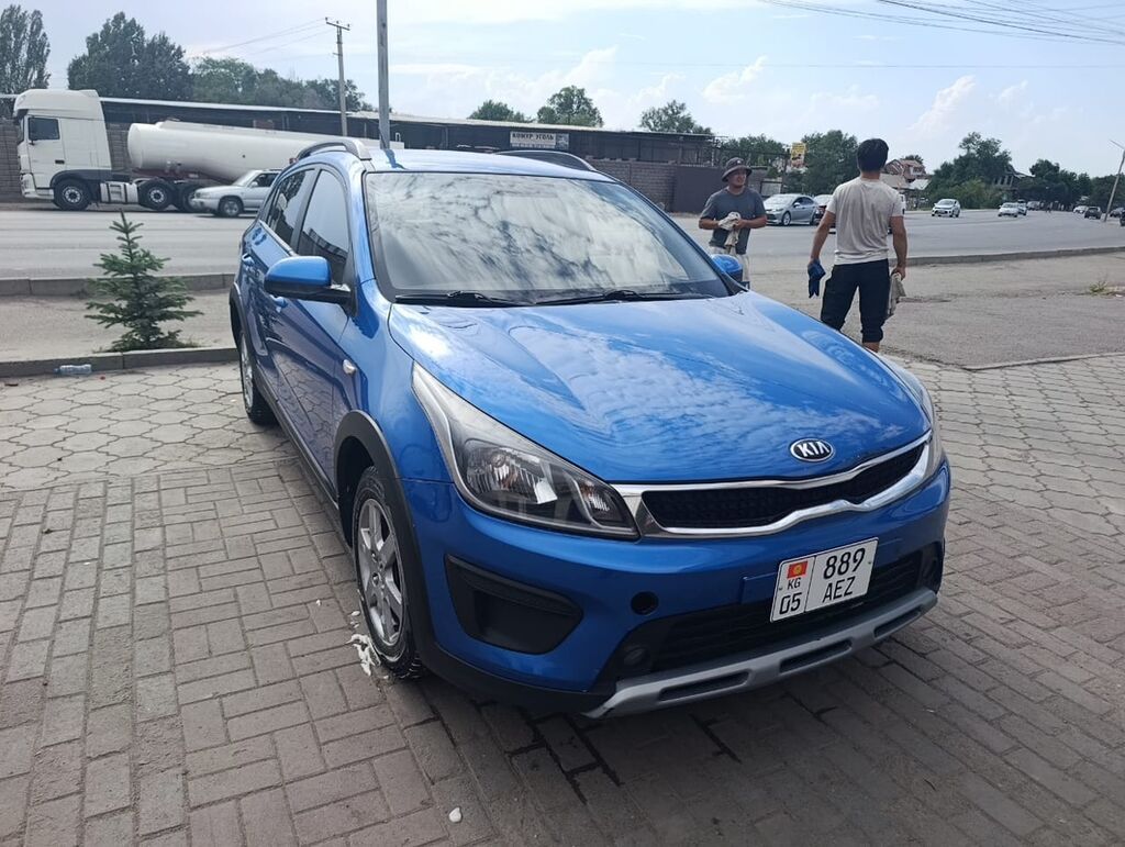 Kia Rio X-Line: 2020 г., 1.4 л, Автомат, Бензин, Хэтчбэк: фото 5