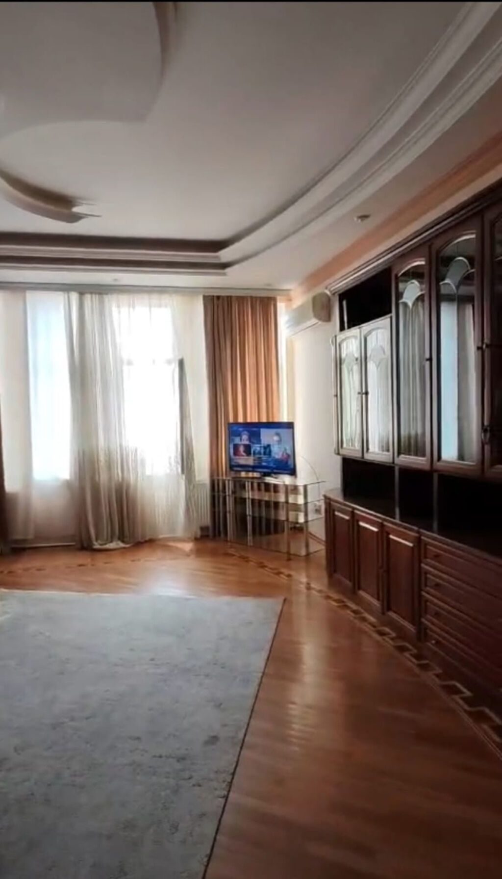 Yasamal, 3 otaqlı, Yeni tikili, m. İnşaatçılar, 150 kv. m