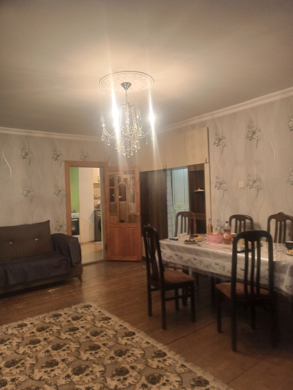 Sumqayıt, 3 otaqlı, Köhnə tikili, 85 kv. m