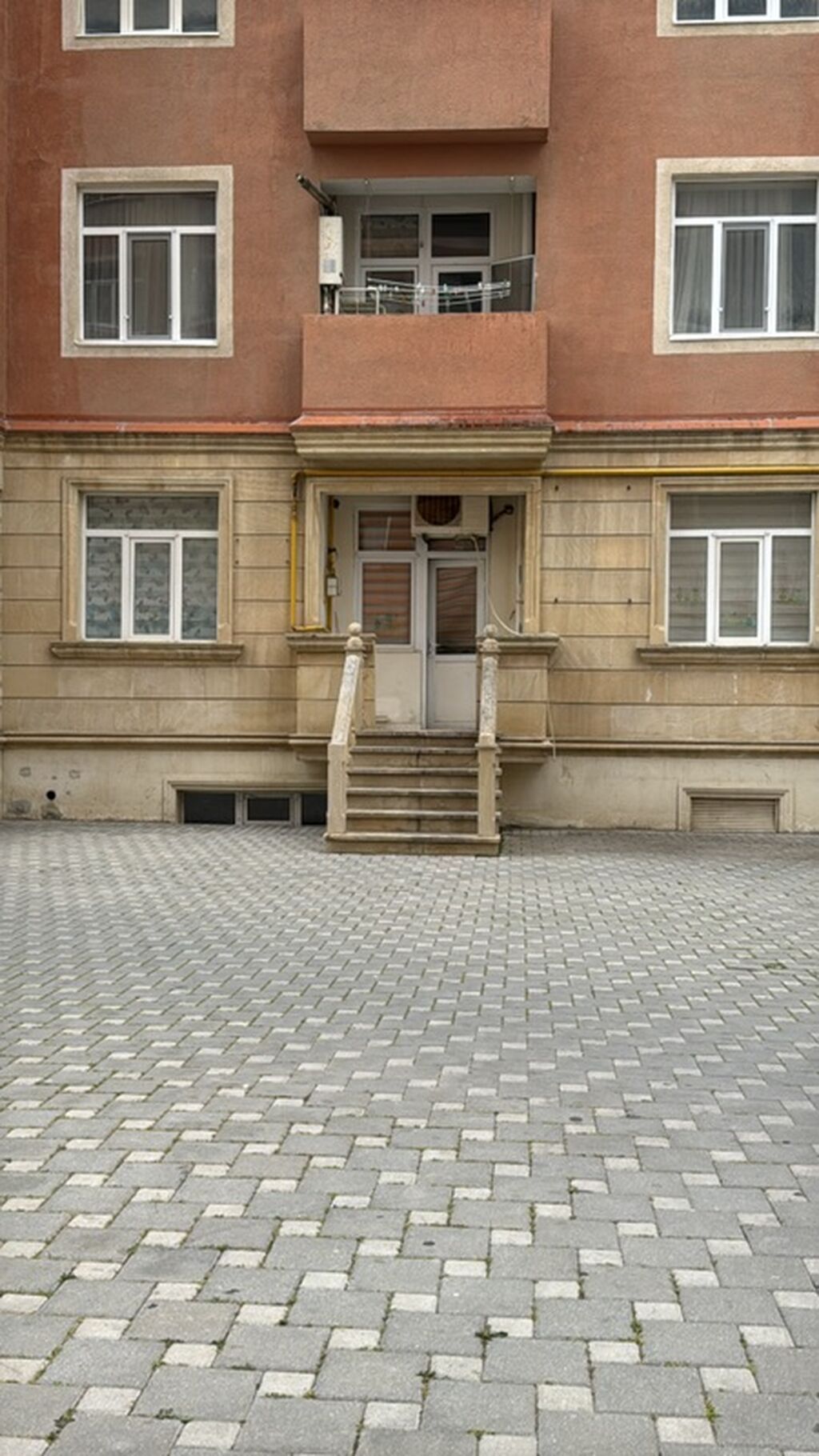 3 otaqlı, Yeni tikili, 65 kv. m