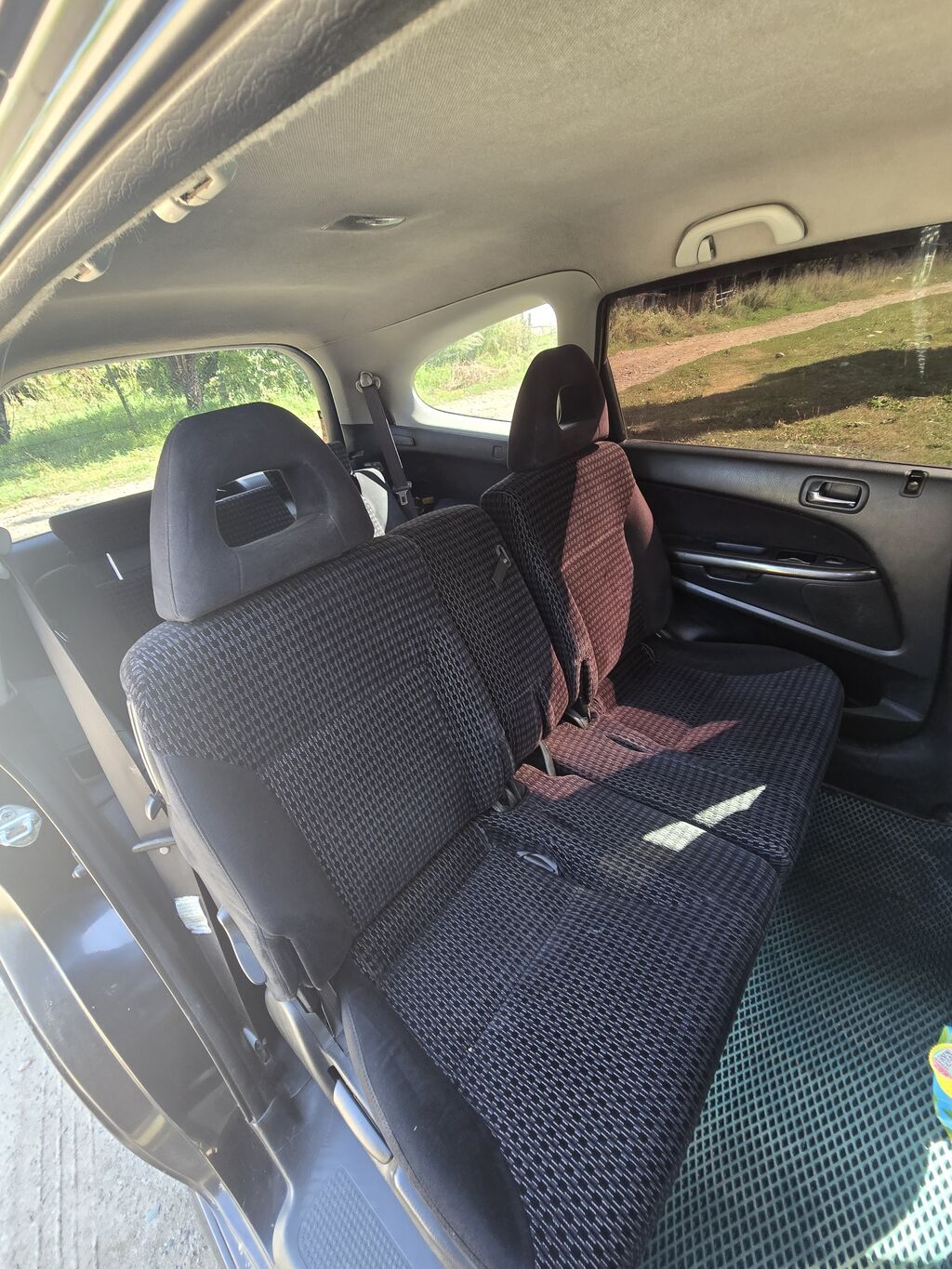 Honda Stream: 2002 г., 1.7 л, Автомат, Бензин, Минивэн: фото 6