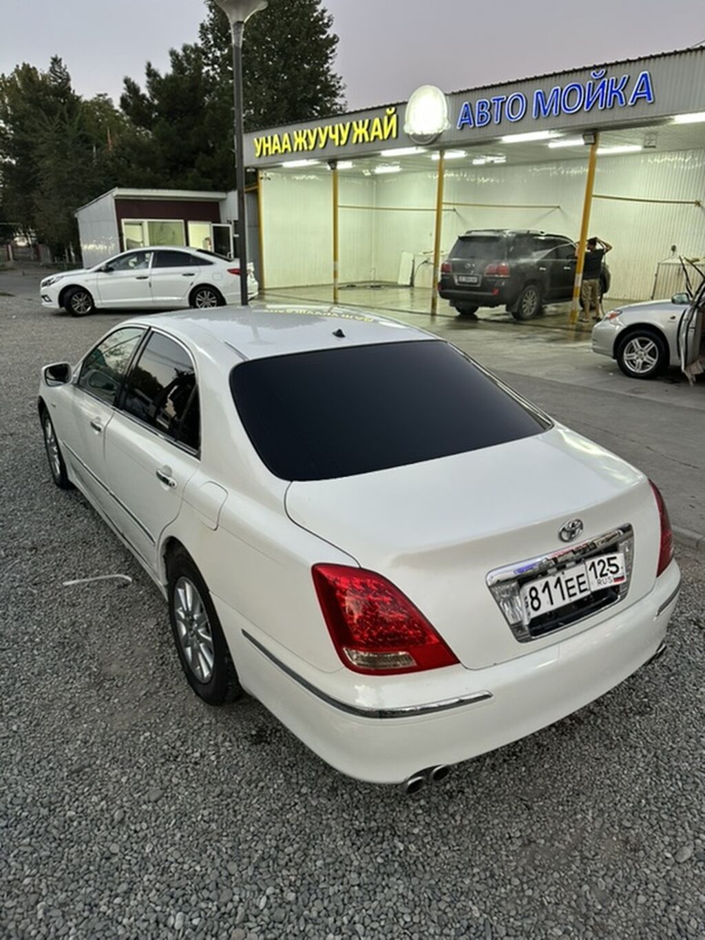 Toyota Crown Majesta: 2004 г., 4.3 л, Автомат, Бензин, Седан: фото 5
