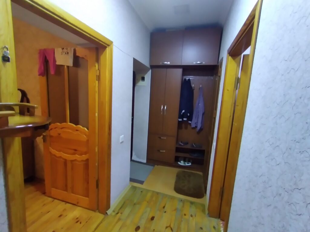 Продаётся 2-комнатная квартира в старом фонде, Lökbatan, 49 м², 90 000 AZN, фото 4 / 12