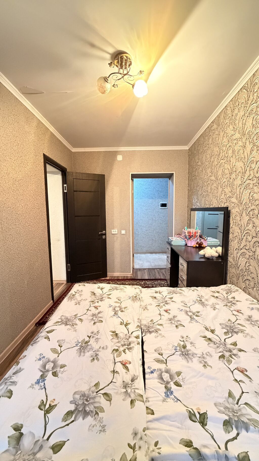 4 комнаты, 100 м², 8 соток, Бишкек, Агентство недвижимости