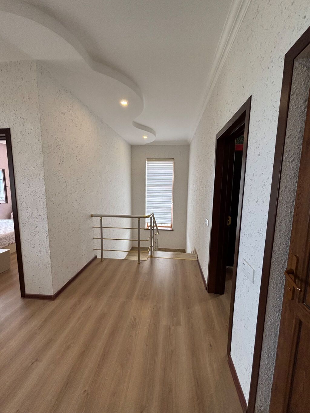 Nabran, 216 kv. m, 5 otaqlı, Hovuzsuz, Kombi, Qaz, İnternet