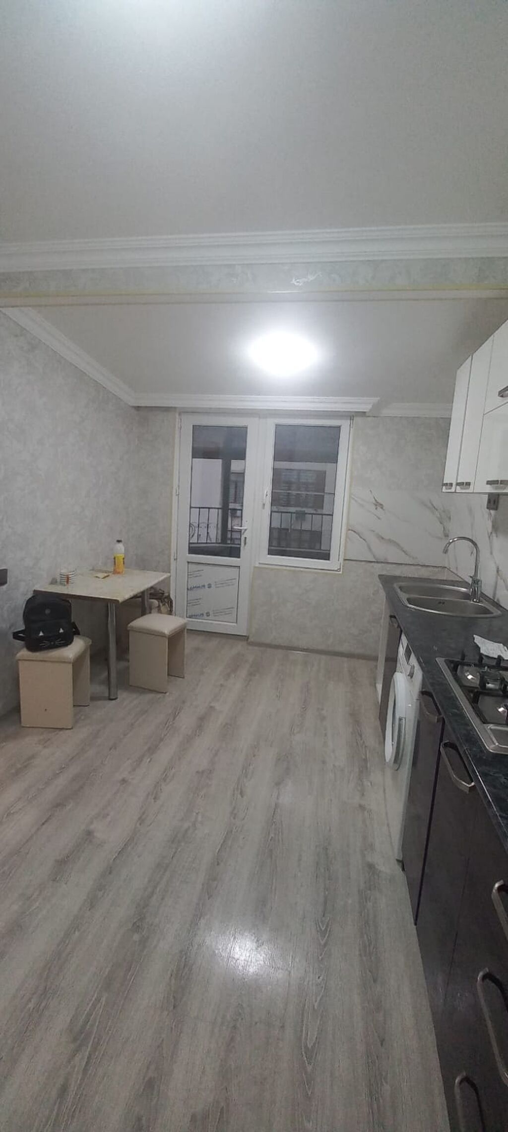 4 otaqlı, Yeni tikili, 93 kv. m