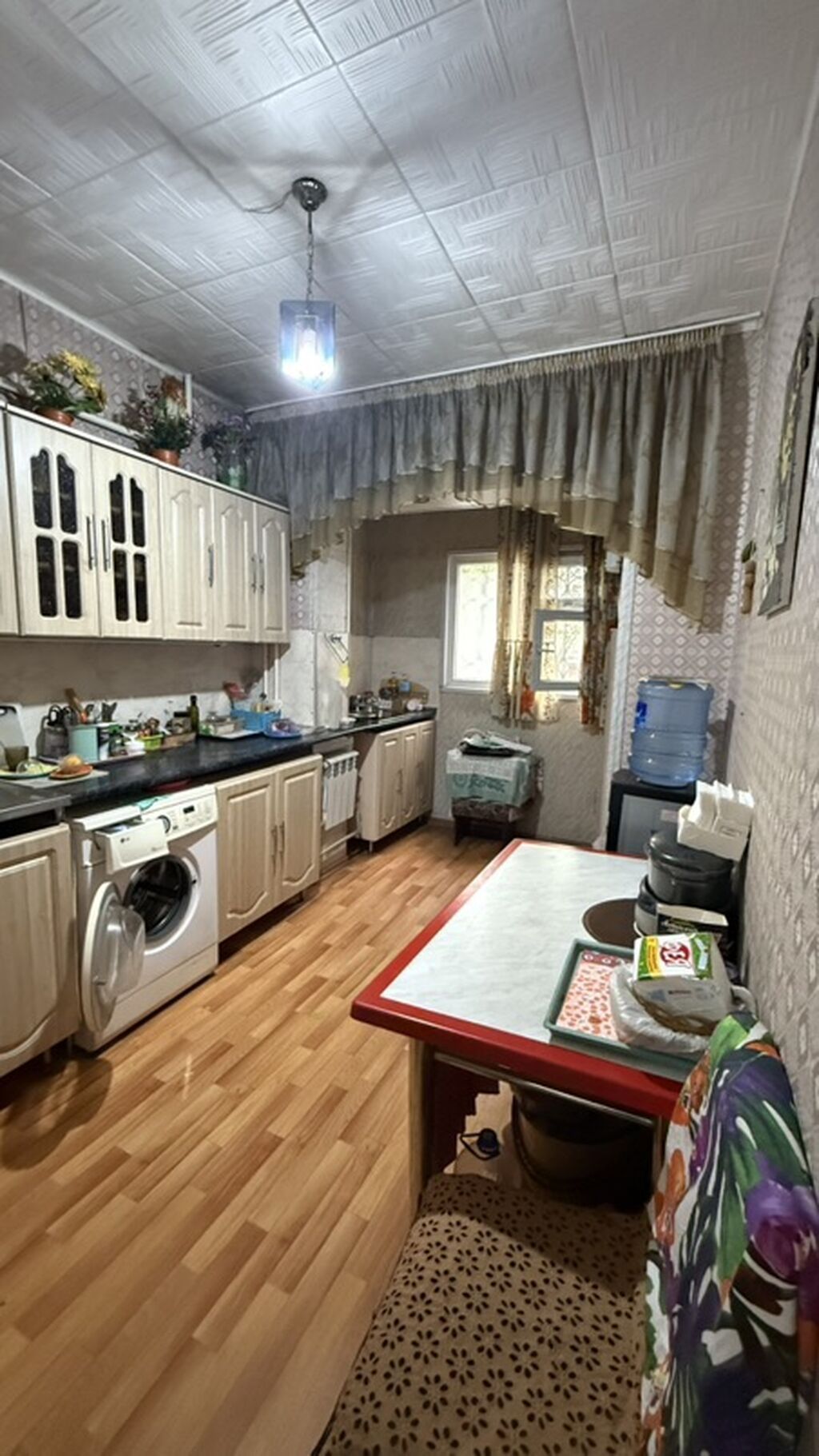 3 комнаты, 69 м², 106 серия, 1 этаж, Старый ремонт: фото 3