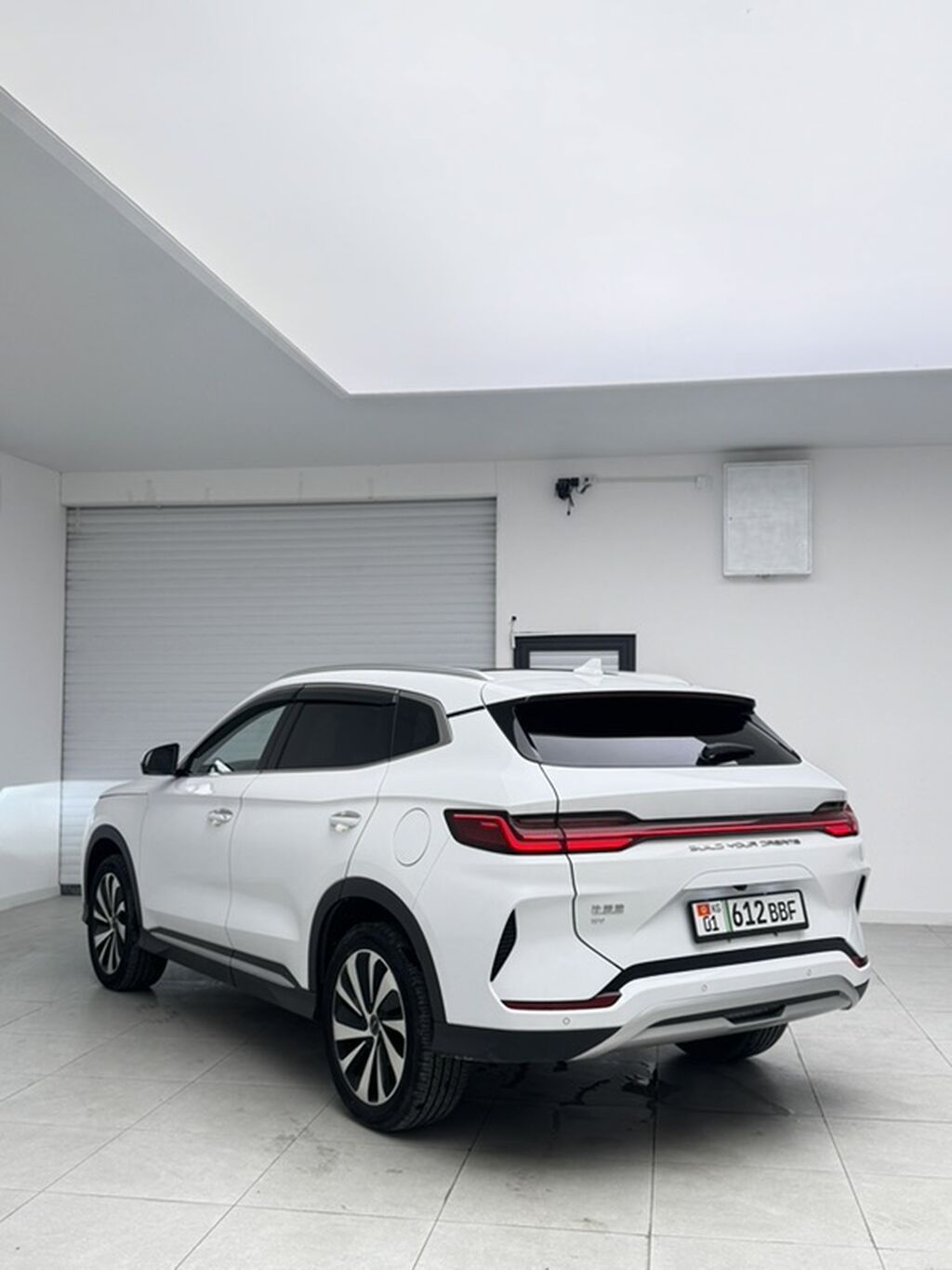 BYD Song Plus: 2023 г., Робот, Электромобиль, Кроссовер: фото 4